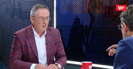 Bartłomiej Sienkiewicz o aferze w ministerstwie. Przytoczył żart Jerzego Kryszaka