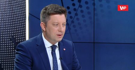 Kontrowersyjne zdjęcie z Ryszardem Czarneckim. Michał Dworczyk komentuje