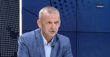 Chaos w szkołach. Broniarz przypomina słowa Zalewskiej. "Problem jest w każdej gminie"