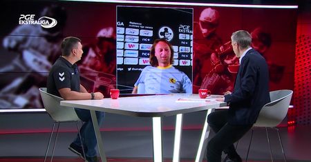 Szpilka Skórnickiego. Przeszkadza wiatr. Pije do taśmy na Sparcie