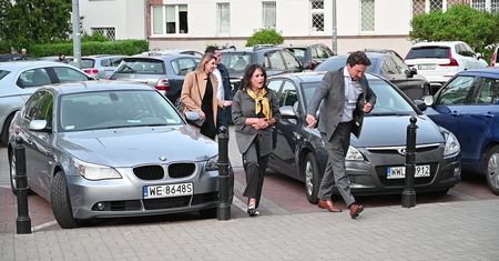 Anna Korcz obraziła się na paparazzi po upuszczeniu torebki. "Pewnie to sprzedacie"