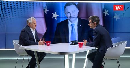 Duda nie powinien podpisać ustawy maturalnej. "Gest wobec własnej żony"