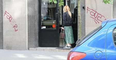 Stylowa Monika Olejnik podbija warszawskie butiki w poszukiwaniu najnowszych trendów (WIDEO)