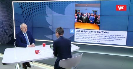 "Komedia". Sasin komentuje zdjęcie Wałęsy