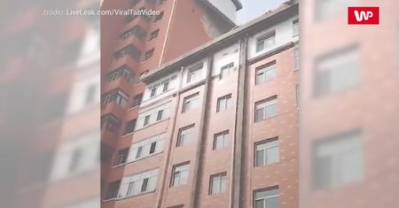 Latająca elewacja. Nagranie świadka