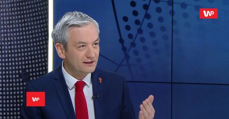 Robert Biedroń: przez 13. emeryturę dla Kaczyńskiego będziemy mieć byle jaką oświatę