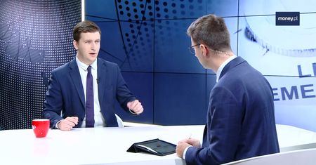 Money. To się liczy