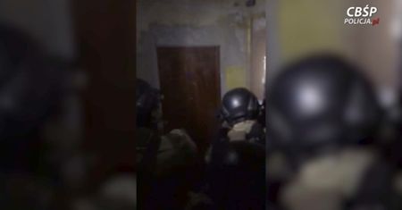 Obława CBŚP w Krakowie. Rozbity gang pseudokibiców