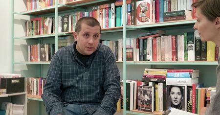 Pożegnał matkę, opisał przez co przeszedł później. Marcin Wicha w Prologu