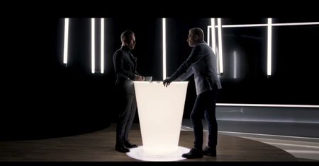 "Staniecie razem pod flagą Donalda?" Arłukowicz wskazał miejsce Tuska w polityce