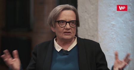 Agnieszka Holland: "Musimy wstać z kolan. Polska wyzdrowieje jak będzie świecka"