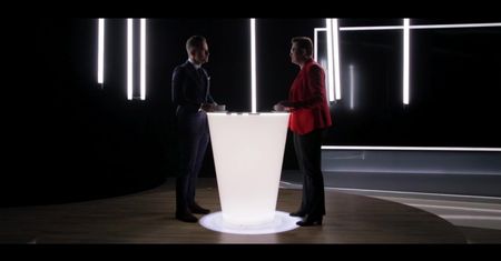 "Premier i prezydent poszli na czele marszu, którego znakiem była falanga”
