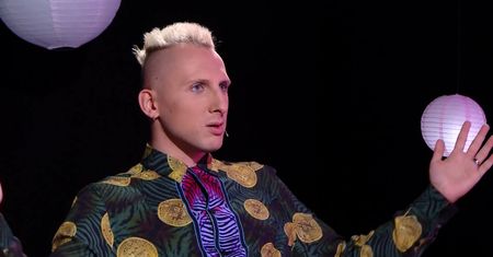 Życie Kaczyńskiej niczym "Moda na sukces": "Samo podpisywanie zdjęć jest dla nas wyzwaniem"