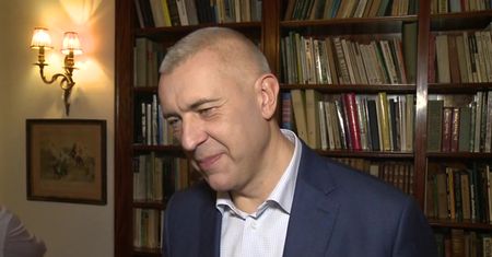 Giertych: "Gwiazdy to wymagający klienci"