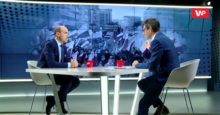 Kontrowersyjne zdjęcia narodowców. Borys Budka ostro: to apogeum hipokryzji