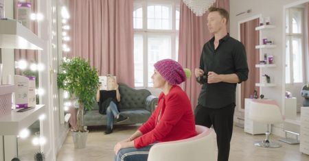 Niekompetentny fryzjer spowodował prawdziwą katastrofę. Oglądaj "Pod Włos"