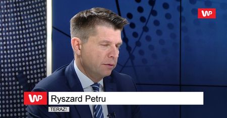 "Podejrzana rola Morawieckiego" w aferze KNF. Ryszard Petru komentuje