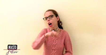 Julia pozdrawia Wirtualną Polskę