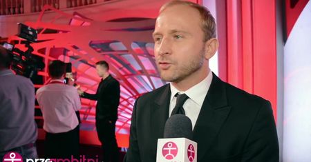 Szyc wspomina 40. urodziny bez alkoholu: "Przyszło 160 osób. To byli NAJBLIŻSI"