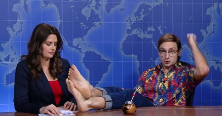 "Weekend Update" parodiuje Cejrowskiego. "Grzybica stóp to mit!"