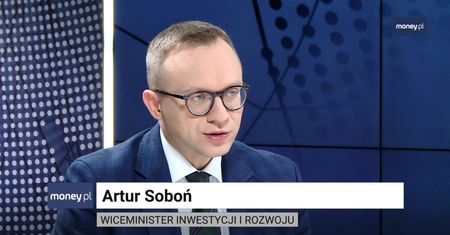 Chaos z bonifikatą za użytkowanie wieczyste. Wiceminister ostro komentuje sytuację w Warszawie