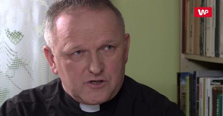 Ks. Wojciech Lemański składa duchownym życzenia