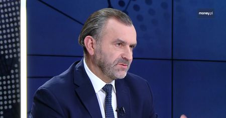 "Trzy z dwoma". Były minister wystawia ocenę po roku rządów Morawieckiego