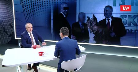Niewygodne zdjęcie Jacka Sasina z imprezy SKOK-u. Tak się tłumaczy