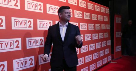 Martyniuk podryguje na ściance i pozuje z Liszewskim