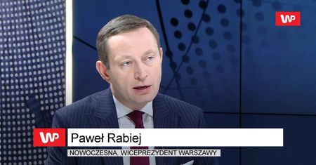 Kontrowersyjna decyzja Rady Warszawy. Paweł Rabiej komentuje