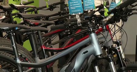 Rośnie sprzedaż rowerów elektrycznych i gravelowych