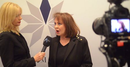 Izabela Trojanowska z serialowym partnerem na bankiecie