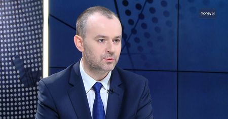 Zarobki nauczycieli. Minister w Kancelarii Prezydenta: pensje powinny być wyższe