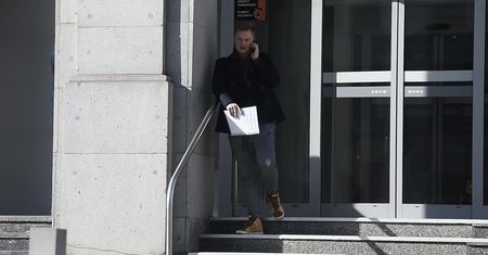 Wesołowski zaparkował auto na zakazie, zastawiając inne samochody