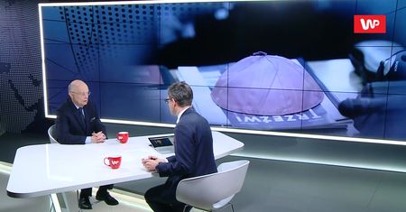 "Ten tekst jest żenujący". Marek Borowski odpowiada KEP ws. karty LGBT