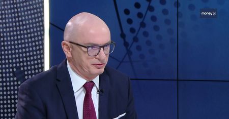 Emeryci toną w długach. Miliony muszą oddać nawet 90-latkowie