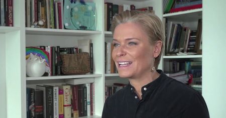 Muśnięta słońcem Paulina Młynarska chwali Grecję: "Zakochujemy się w pewnych miejscach"