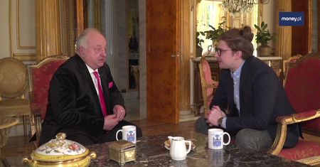 Brexit. Polski arystokrata chce walczyć z Nigelem Faragem na szable