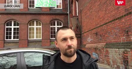 Strajk nauczycieli. Reporter WP przed wrocławskim gimnazjum