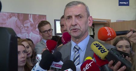 Strajk nauczycieli. Broniarz: postulat tysiąca złotych zostaje na stole