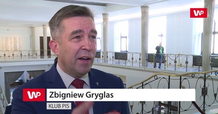 Co czytają politycy? Nie wszyscy sięgnęli po książkę w tym roku