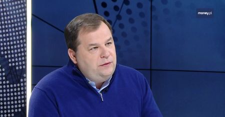 Były prezes LOT o przyszłości lotnictwa: elektryczny samolot, lądowanie na budynkach