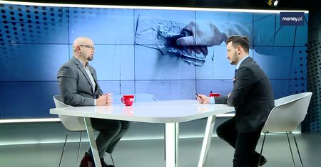 Kupować mieszkanie teraz czy czekać? Ekspert radzi