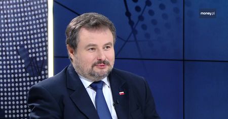 Znany trik przy wyprzedażach. Sklepy stosują go nagminnie