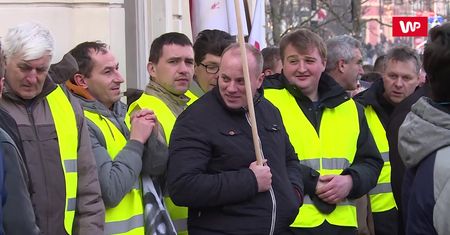 Wielki protest rolników w Warszawie. "Kolejne rządy nas zdradzają"