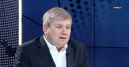 Skutki zakazu handlu odwrotne do zamierzonych. "Zyskują dwie sieci handlowe"