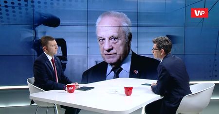 Przecieki ze śledztwa ws. Niesiołowskiego. Minister komentuje