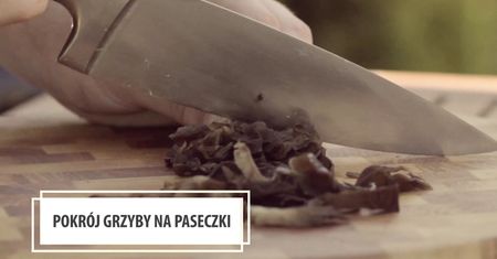 Makaron yakisoba z wołowiną. Azjatycki obiad