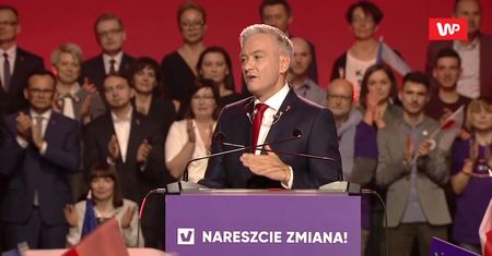 Biedroń: nawet tych sterujących państwem z tylnego rzędu postawimy przed Trybunałem Stanu