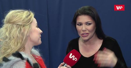 Suknia Węgrowskiej i "czerwone Ferrari" od Czartoryskiej na aukcji. "Pomaganie jest obowiązkiem"